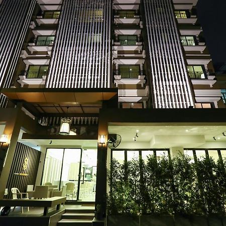 The Sathon Vimanda Hotel Banguecoque Exterior foto